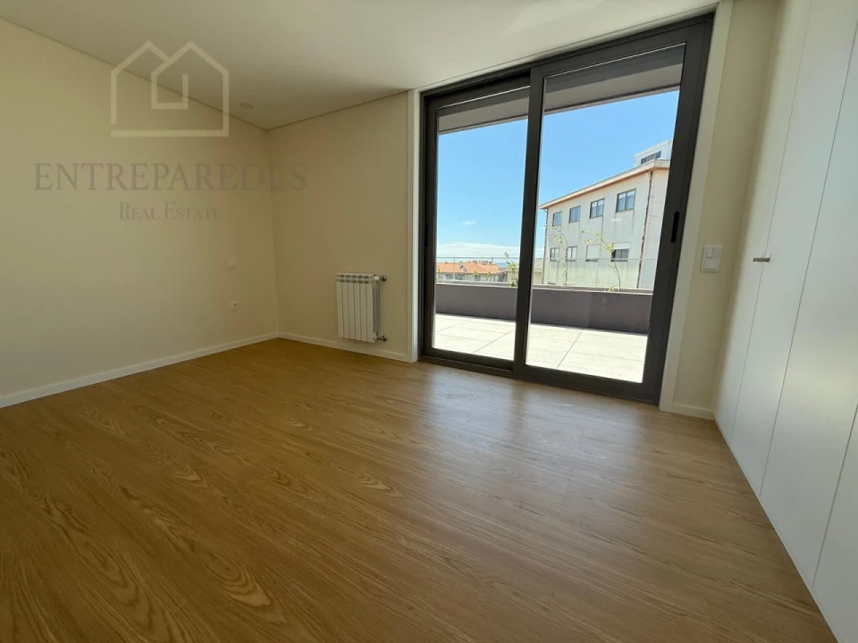 Apartamento T3 para Venda em Espinho Foto 14