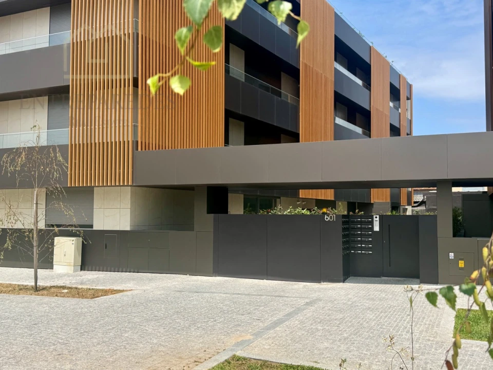 Apartamento T3 para Venda em Espinho Foto 18