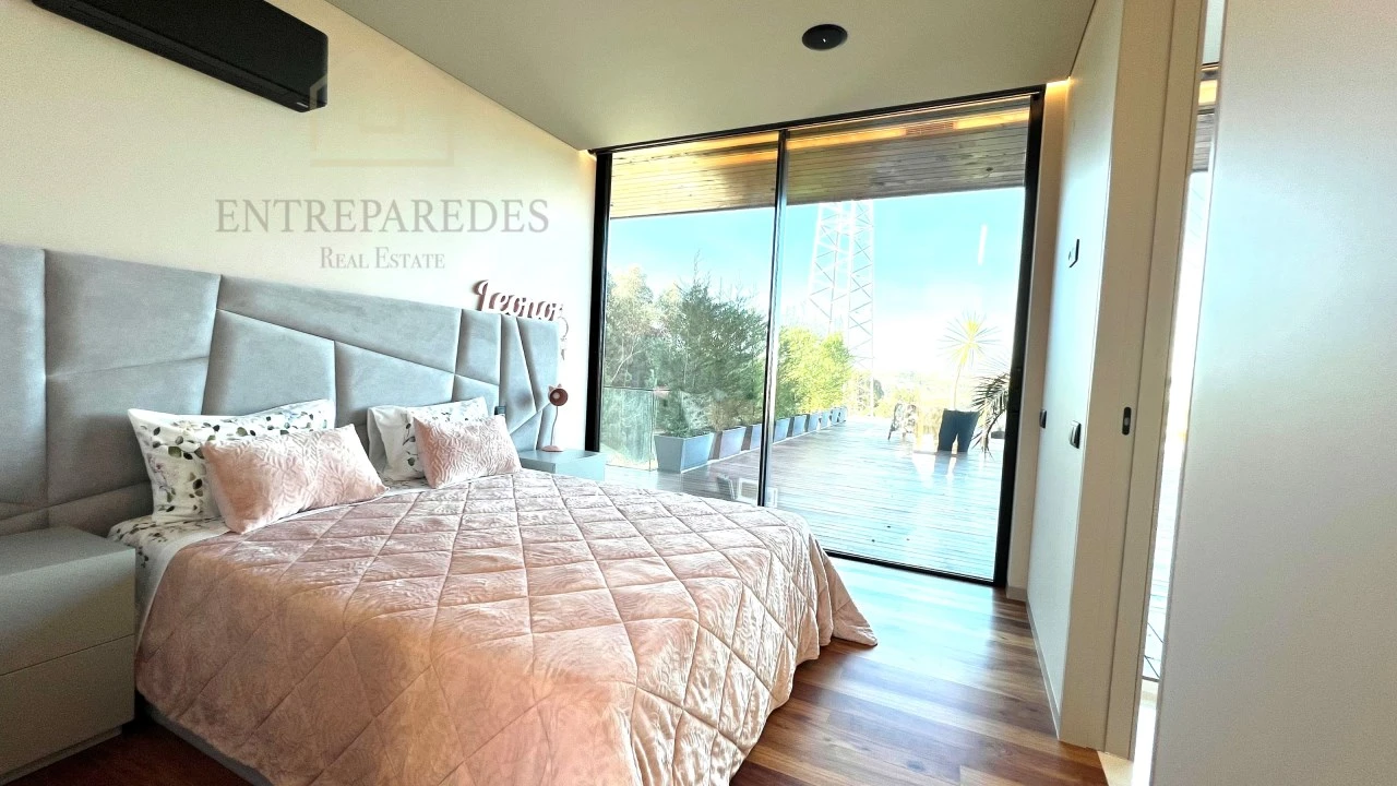 Moradia T6 para Venda em Avintes Foto 55