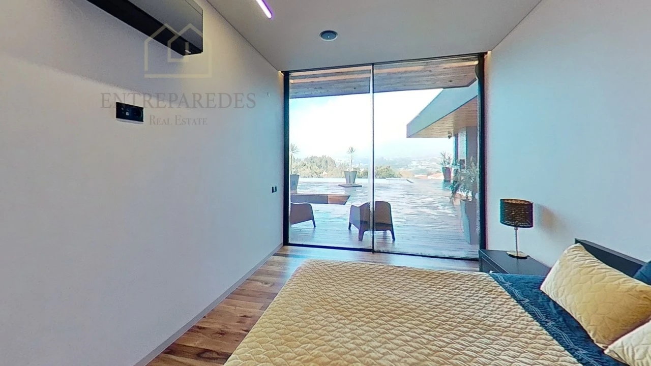 Moradia T6 para Venda em Avintes Foto 83