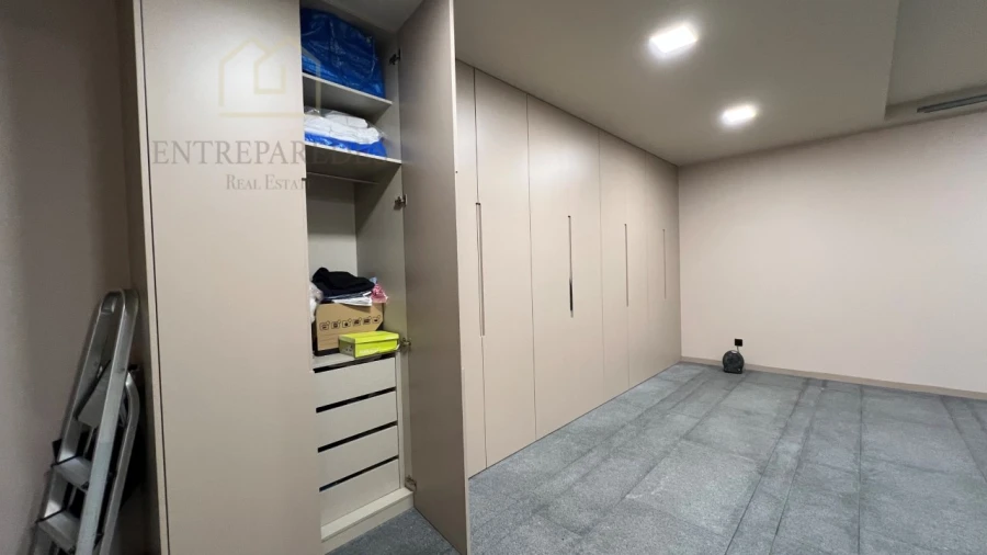 Moradia T6 para Venda em Avintes Foto 29