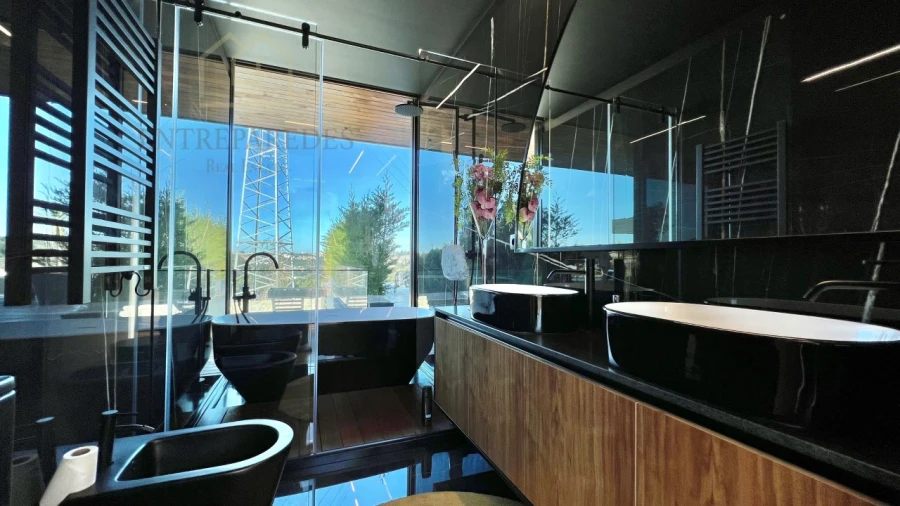 Moradia T6 para Venda em Avintes Foto 62