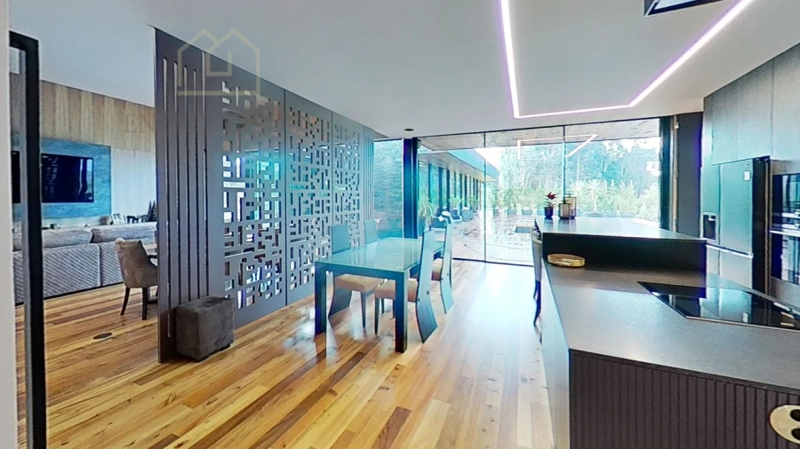 Moradia T6 para Venda em Avintes Foto 89