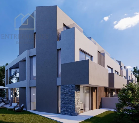 Moradia T3 para Venda em São Felix da Marinha Foto 21