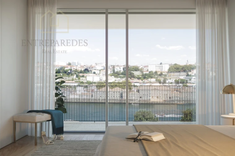 Apartamento T4 para Venda em Santa Marinha e São Pedro da Afurada Foto 12