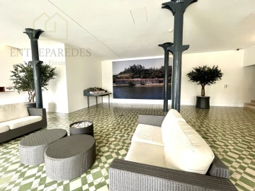 Apartamento T3 para Venda em Santa Marinha e São Pedro da Afurada