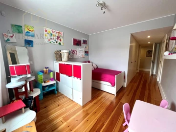 Apartamento T3 para Venda em Santa Marinha e São Pedro da Afurada