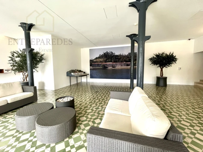 Apartamento T3 para Venda em Santa Marinha e São Pedro da Afurada Foto 2