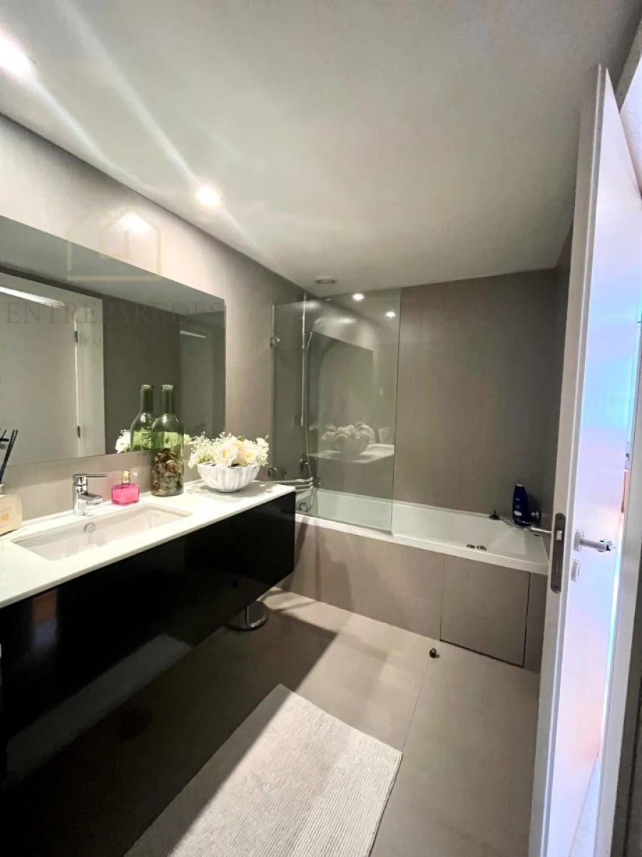 Apartamento T3 para Venda em Santa Marinha e São Pedro da Afurada Foto 11