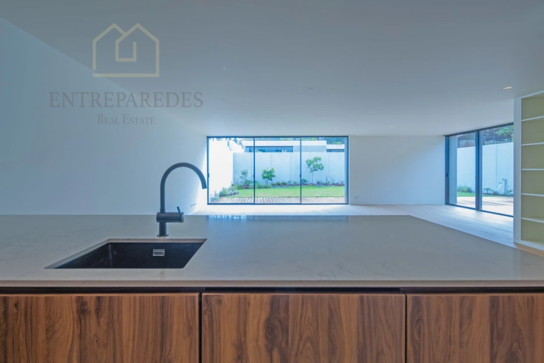 Apartamento T4 para Venda em Aldoar, Foz do Douro e Nevogilde Foto 13