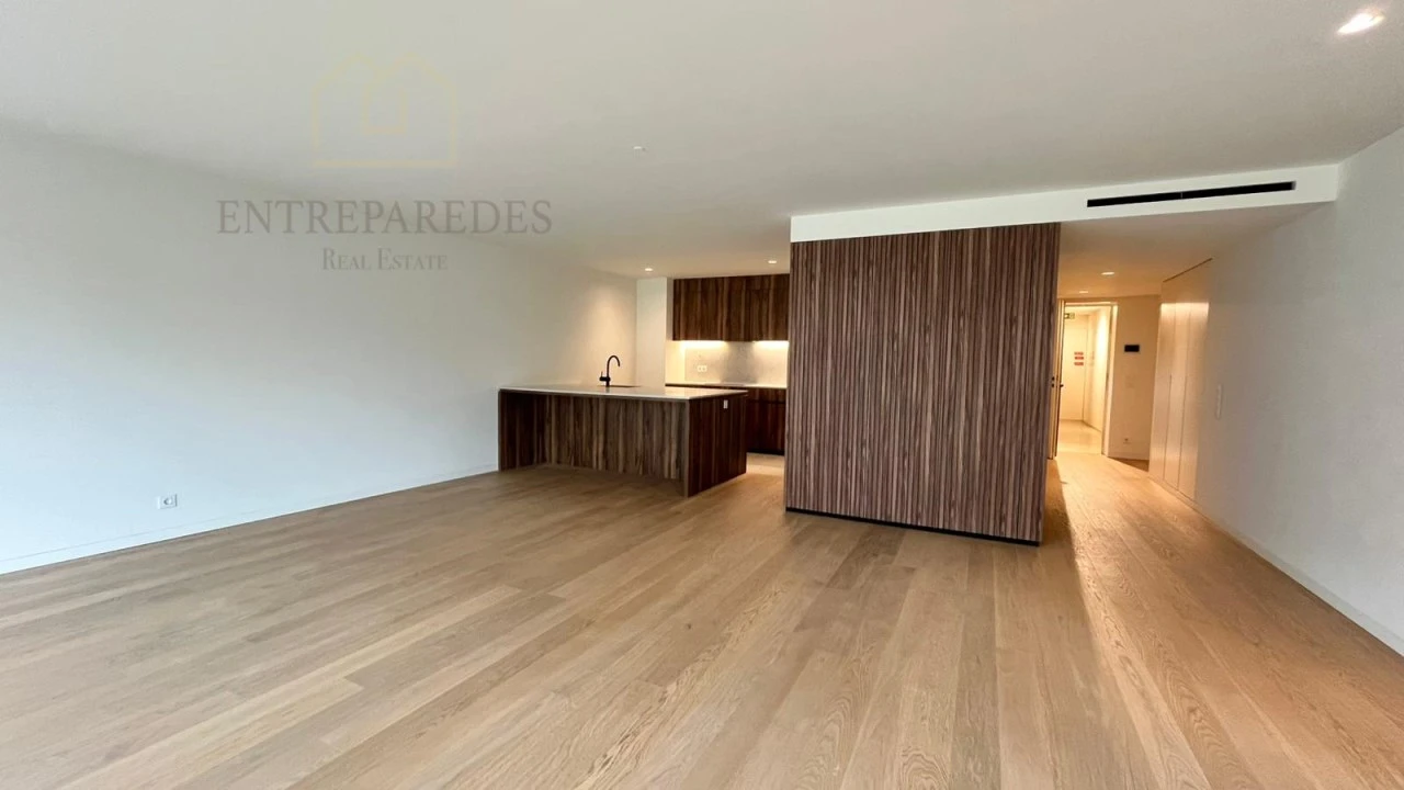 Apartamento T4 para Venda em Aldoar, Foz do Douro e Nevogilde Foto 3