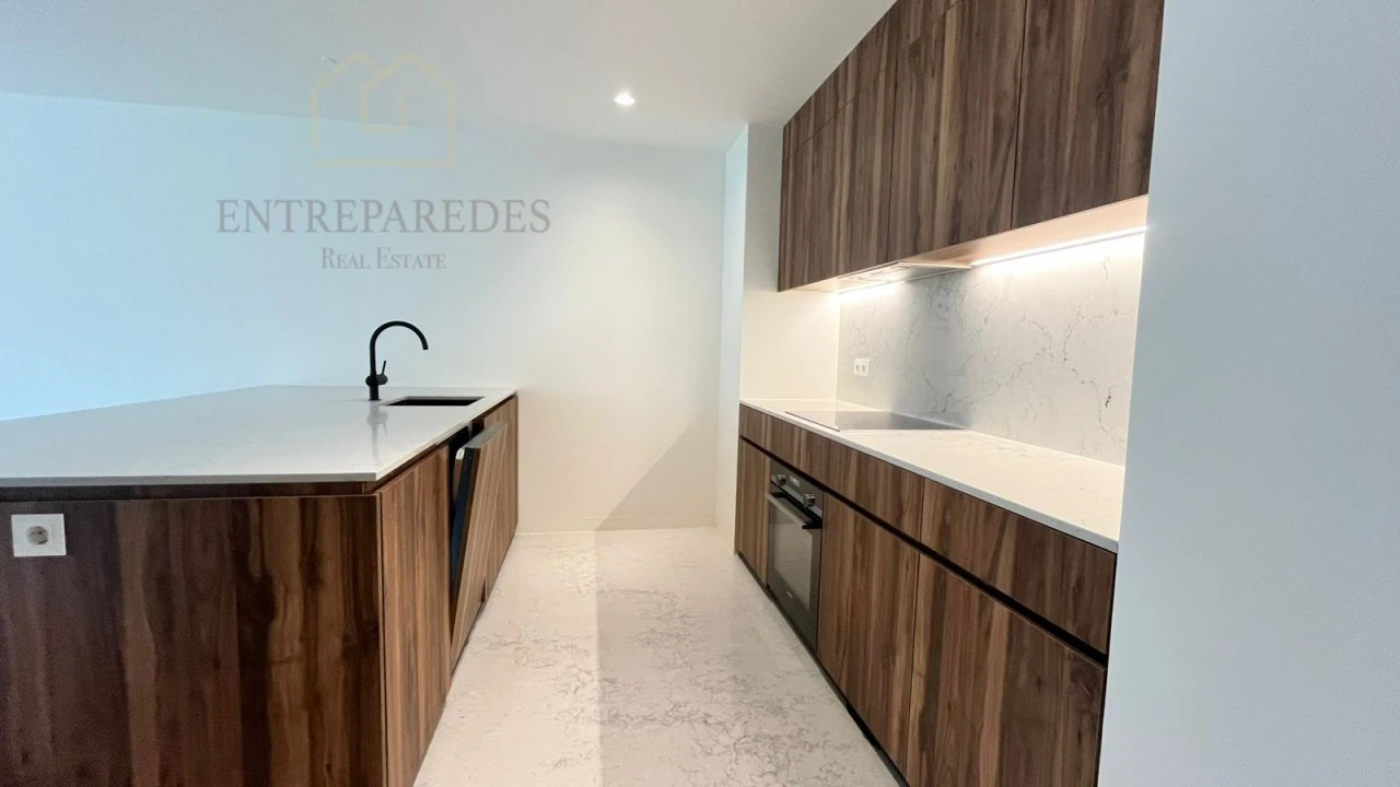 Apartamento T4 para Venda em Aldoar, Foz do Douro e Nevogilde Foto 30