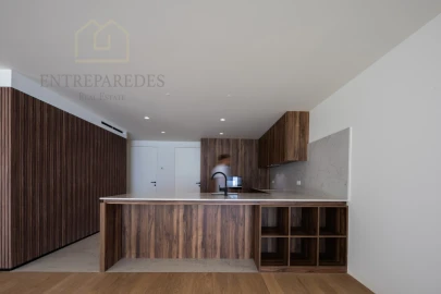 Apartamento T4 para Venda em Aldoar, Foz do Douro e Nevogilde