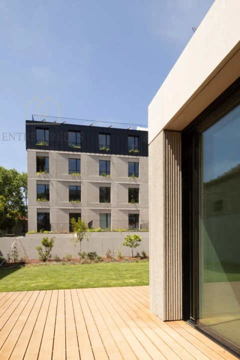 Apartamento T4 para Venda em Aldoar, Foz do Douro e Nevogilde