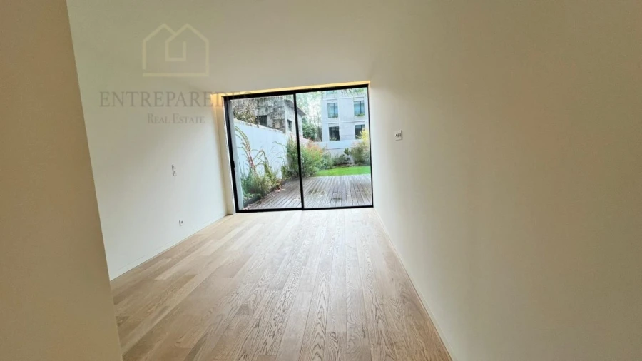 Apartamento T4 para Venda em Aldoar, Foz do Douro e Nevogilde Foto 35
