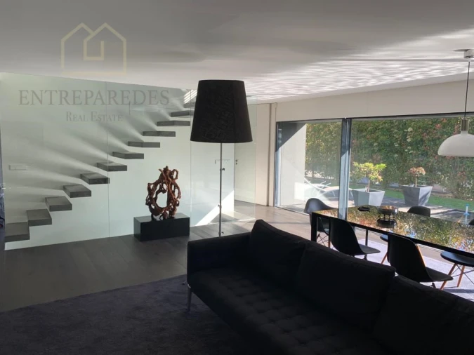 Moradia T3 para Venda em Mafamude e Vilar do Paraíso Foto 1