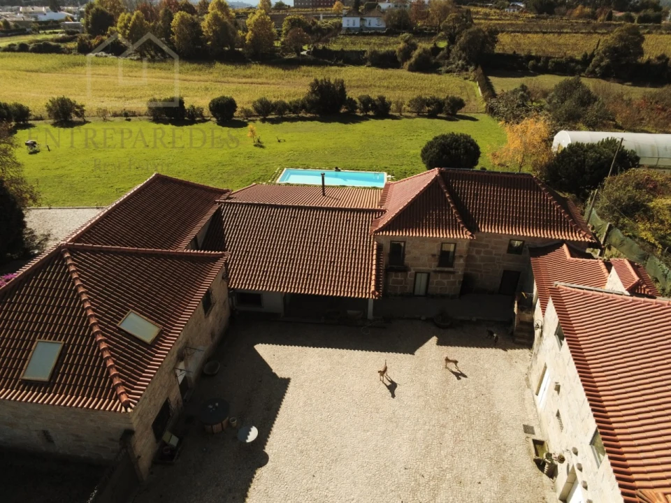 Quinta T11 para Venda em Paredes Foto 3