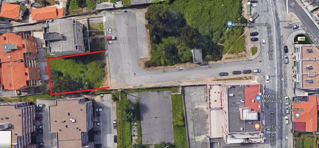 Terreno para Venda em Fânzeres e São Pedro da Cova Foto 5