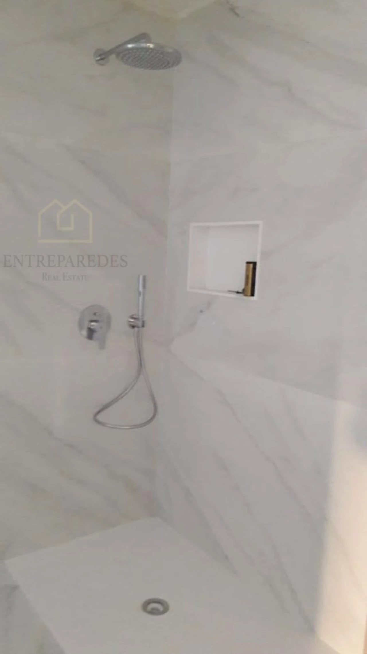 Apartamento T4 para Venda em Santa Maria da Feira, Travanca, Sanfins e Espargo Foto 27