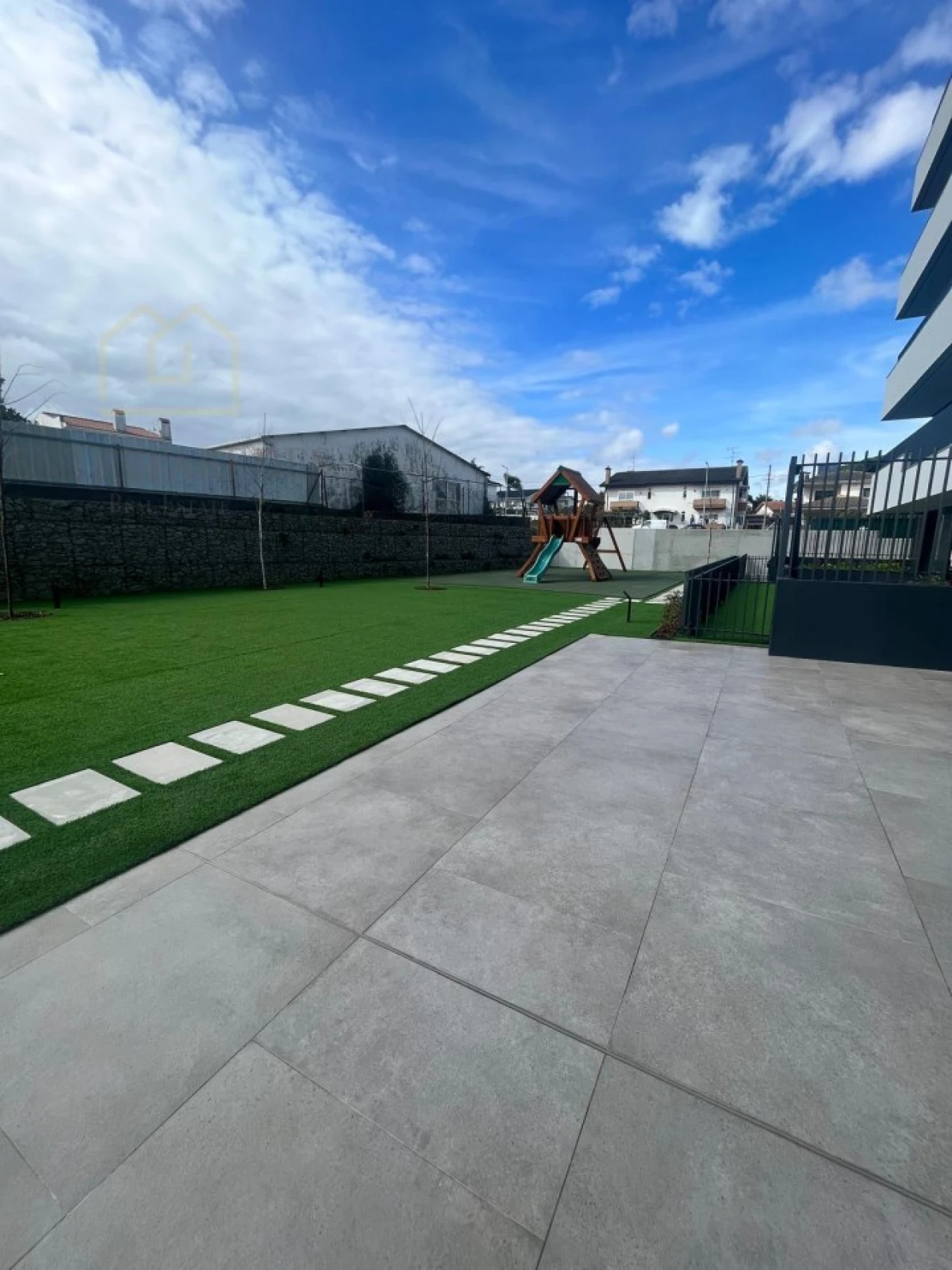 Apartamento T4 para Venda em Santa Maria da Feira, Travanca, Sanfins e Espargo Foto 5