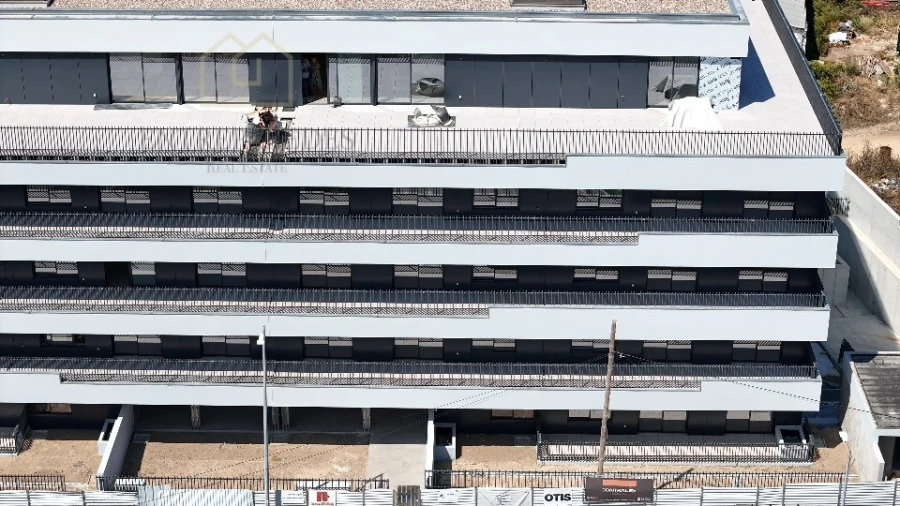 Apartamento T4 para Venda em Santa Maria da Feira, Travanca, Sanfins e Espargo Foto 36