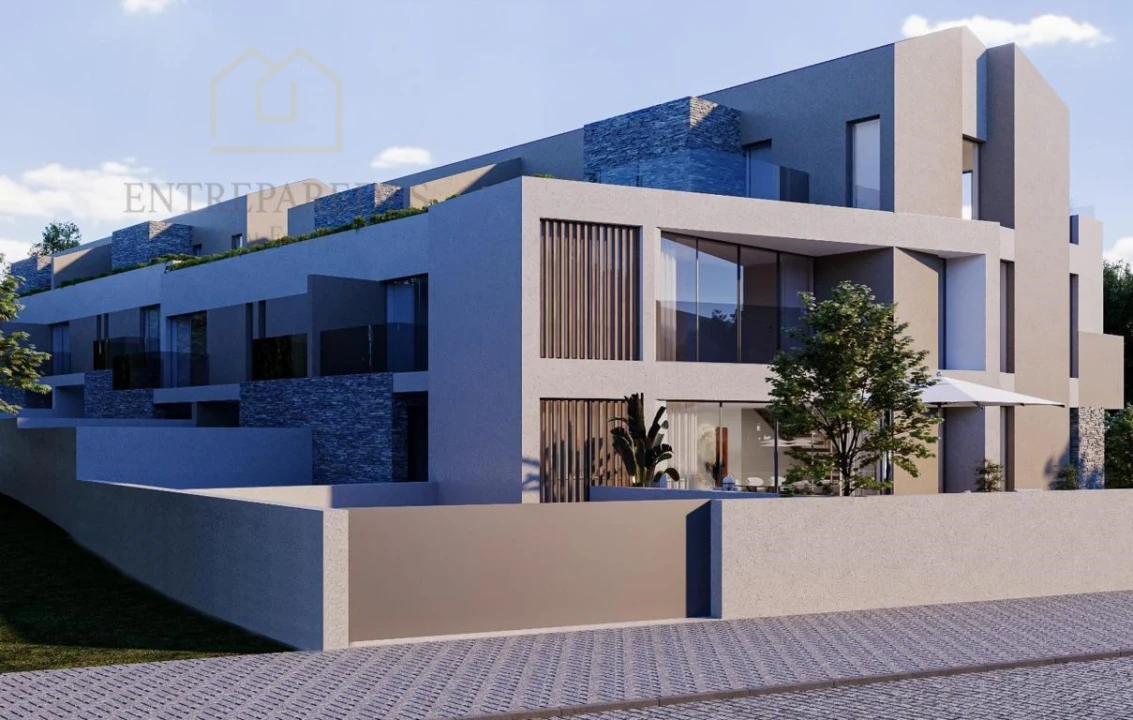 Moradia T3 para Venda em São Felix da Marinha Foto 3