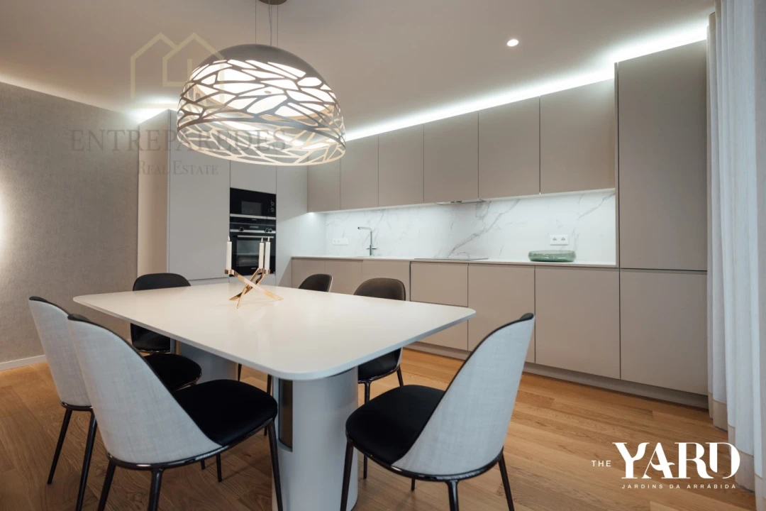 Apartamento T4 para Venda em Santa Marinha e São Pedro da Afurada Foto 10
