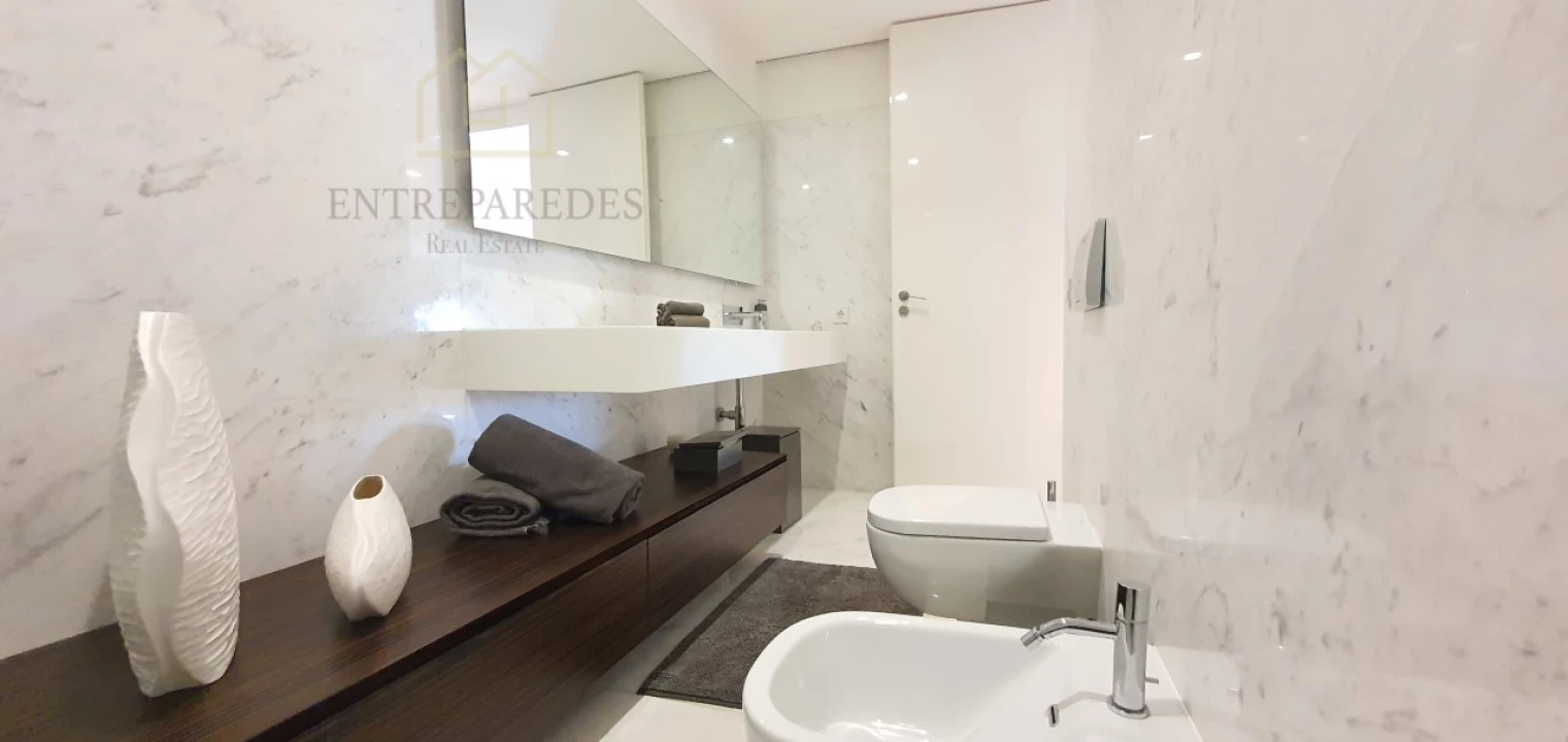 Moradia T4 para Venda em São Miguel do Souto e Mosteirô Foto 15