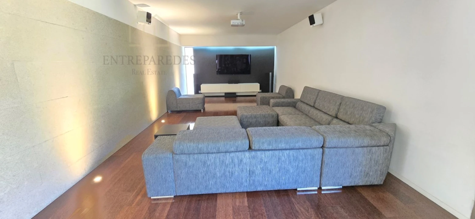 Moradia T4 para Venda em São Miguel do Souto e Mosteirô Foto 10