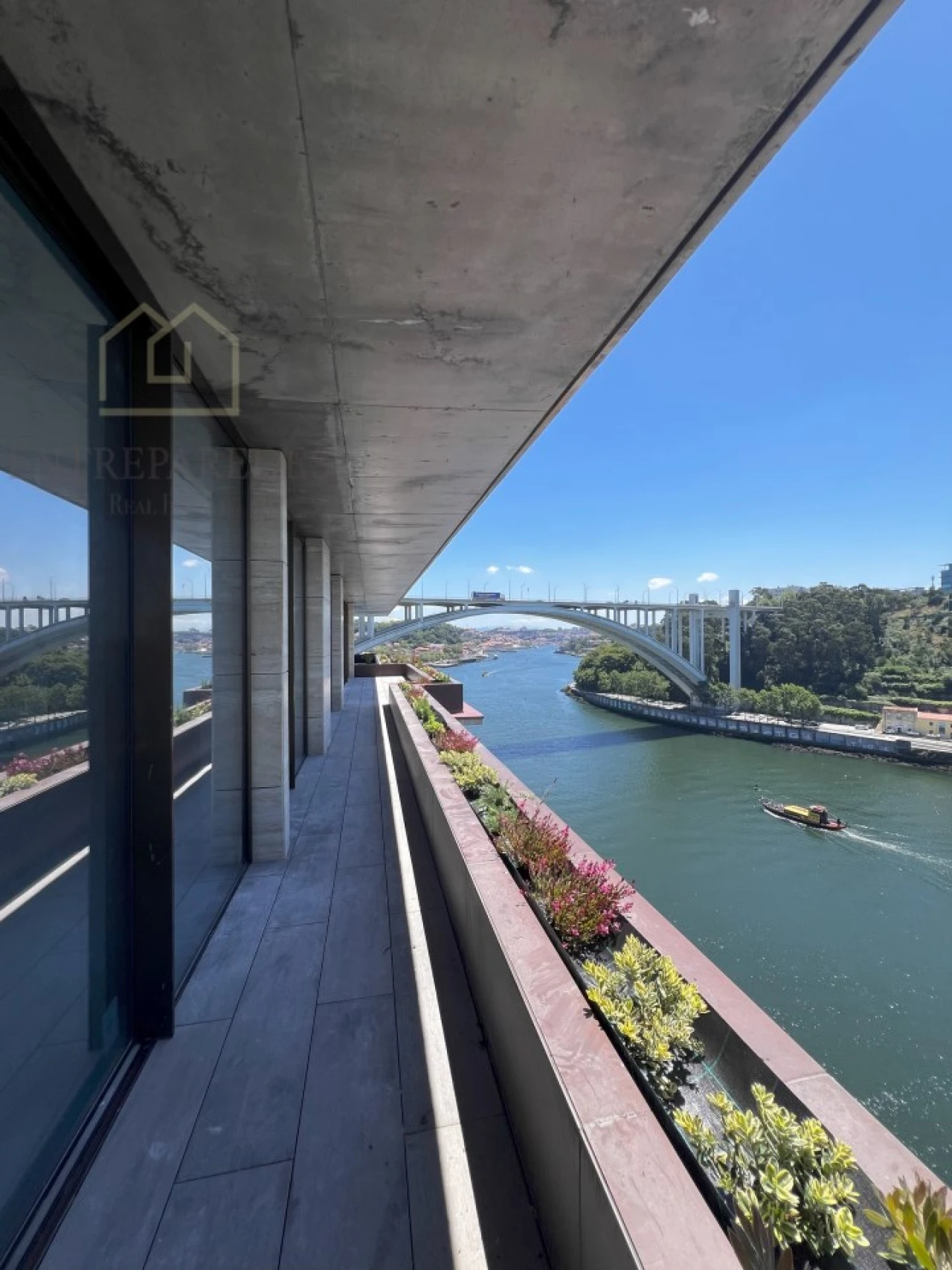 Apartamento T3 para Venda em Lordelo do Ouro e Massarelos Foto 42