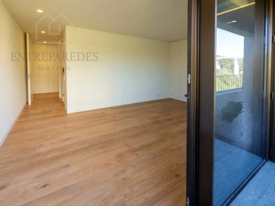 Apartamento T3 para Venda em Lordelo do Ouro e Massarelos Foto 6