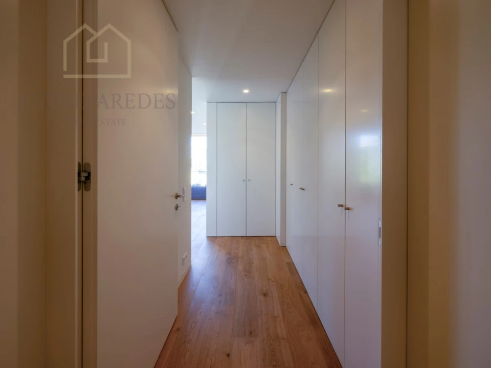 Apartamento T3 para Venda em Lordelo do Ouro e Massarelos Foto 12