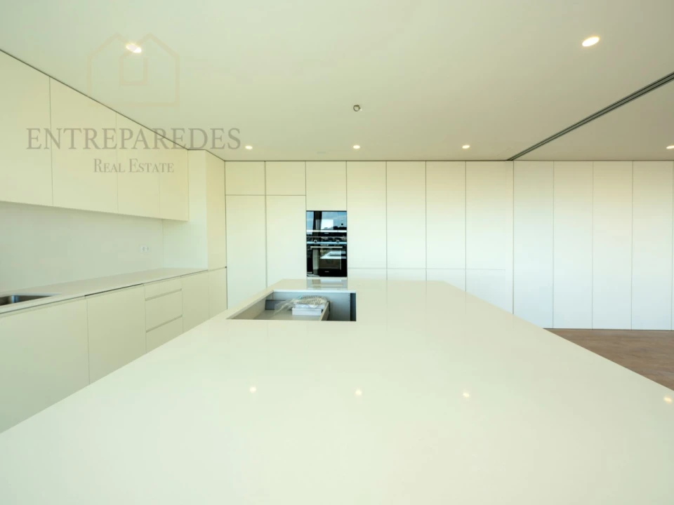 Apartamento T3 para Venda em Lordelo do Ouro e Massarelos Foto 22
