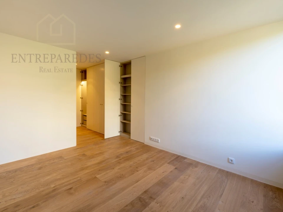 Apartamento T3 para Venda em Lordelo do Ouro e Massarelos Foto 45