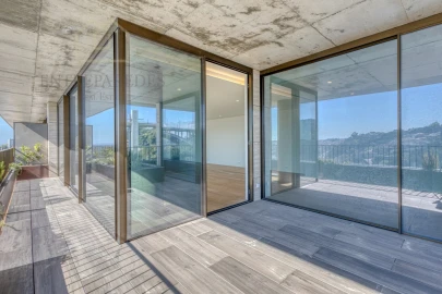 Apartamento T3 para Venda em Lordelo do Ouro e Massarelos