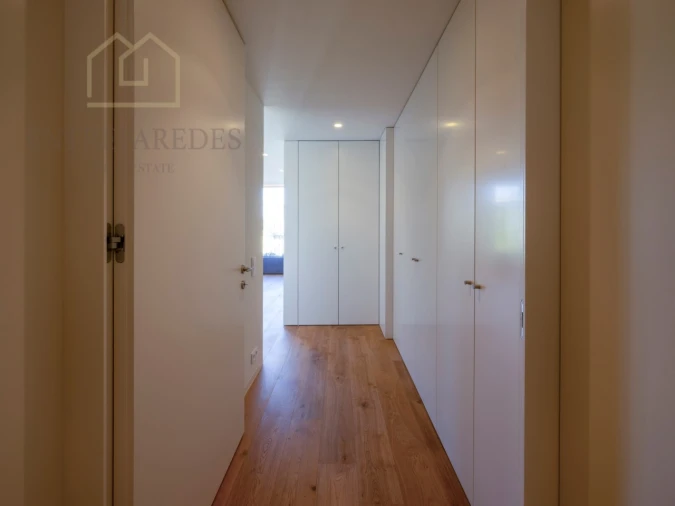 Apartamento T3 para Venda em Lordelo do Ouro e Massarelos Foto 12