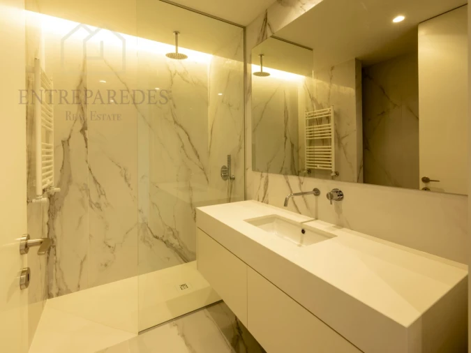 Apartamento T3 para Venda em Lordelo do Ouro e Massarelos Foto 28
