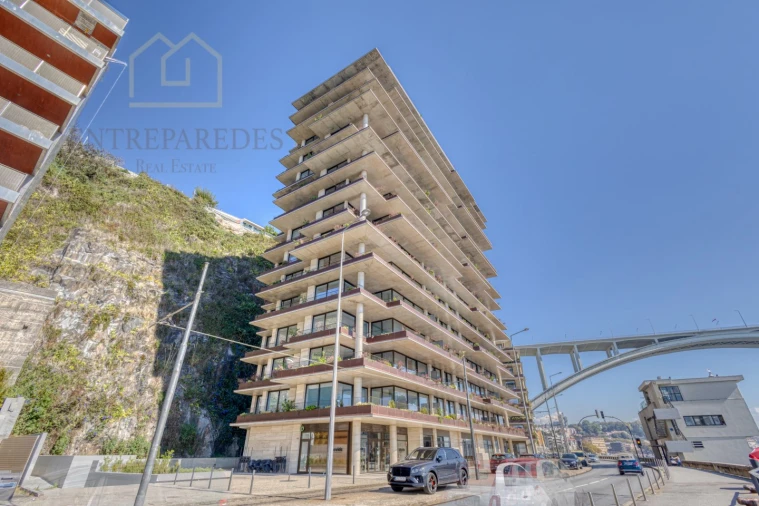 Apartamento T3 para Venda em Lordelo do Ouro e Massarelos Foto 119