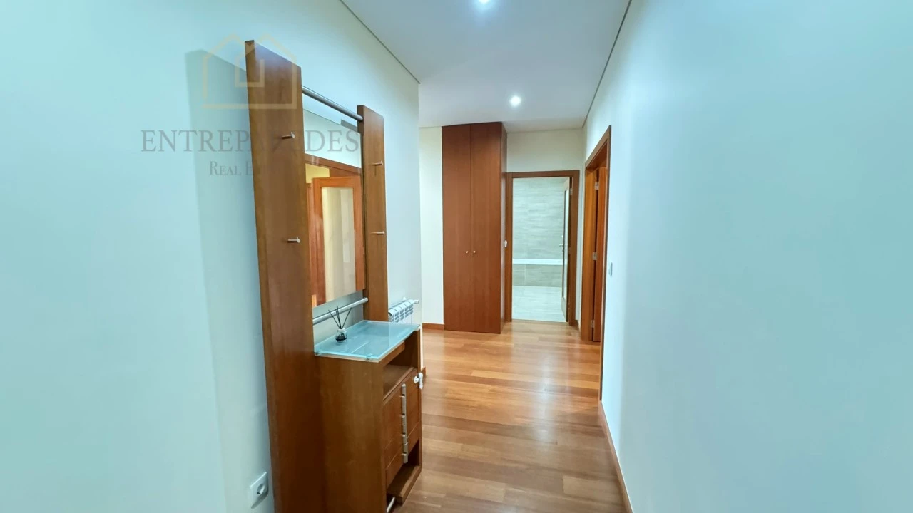 Apartamento T3 para Venda em São Mamede de Infesta e Senhora da Hora Foto 10