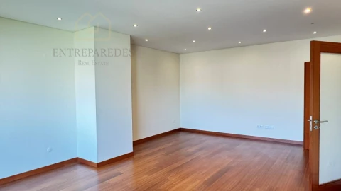 Apartamento T3 para Venda em São Mamede de Infesta e Senhora da Hora