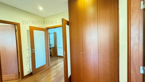 Apartamento T3 para Venda em São Mamede de Infesta e Senhora da Hora