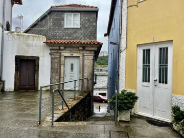 Moradia T2 para Venda em Lordelo do Ouro e Massarelos