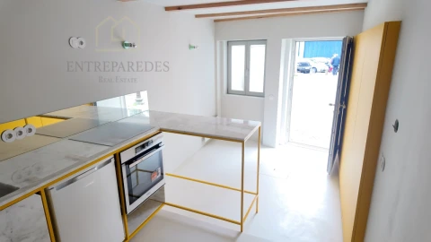Moradia T2 para Venda em Lordelo do Ouro e Massarelos
