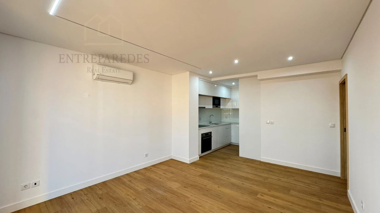 Apartamento T2 para Venda em Cedofeita, Santo Ildefonso, Sé, Miragaia, São Nicolau e Vitória Foto 10