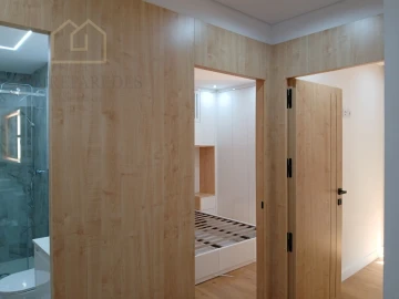 Apartamento T2 para Venda em Cedofeita, Santo Ildefonso, Sé, Miragaia, São Nicolau e Vitória