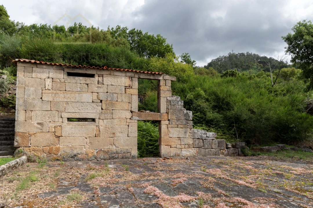 Quinta para Venda em Penhalonga e Paços de Gaiolo Foto 15