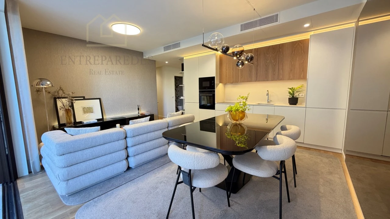 Apartamento T3 para Venda em Santa Marinha e São Pedro da Afurada Foto 1
