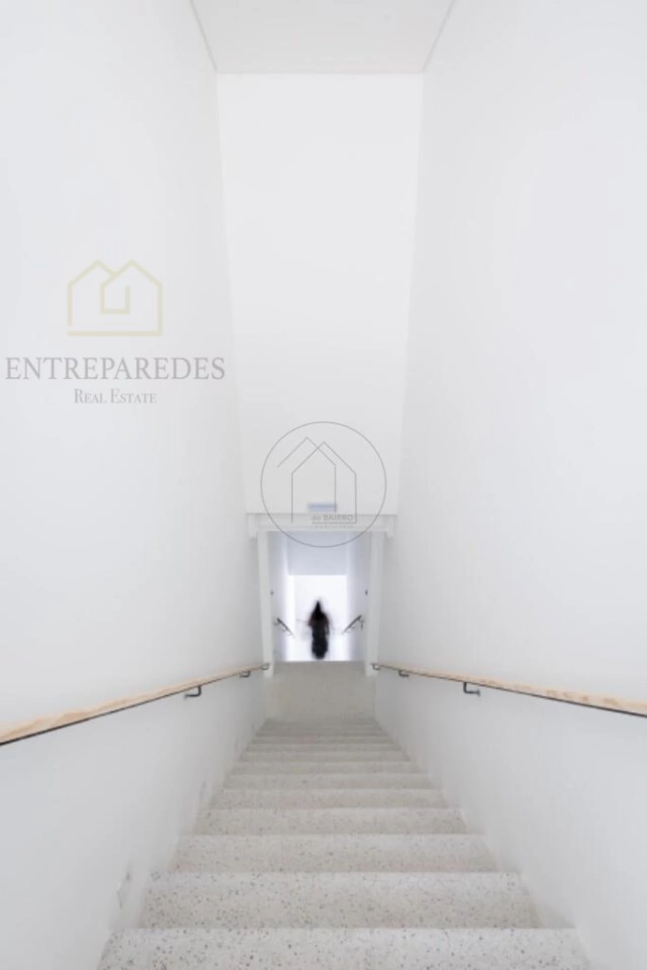 Apartamento T1 para Venda em Cedofeita, Santo Ildefonso, Sé, Miragaia, São Nicolau e Vitória Foto 16