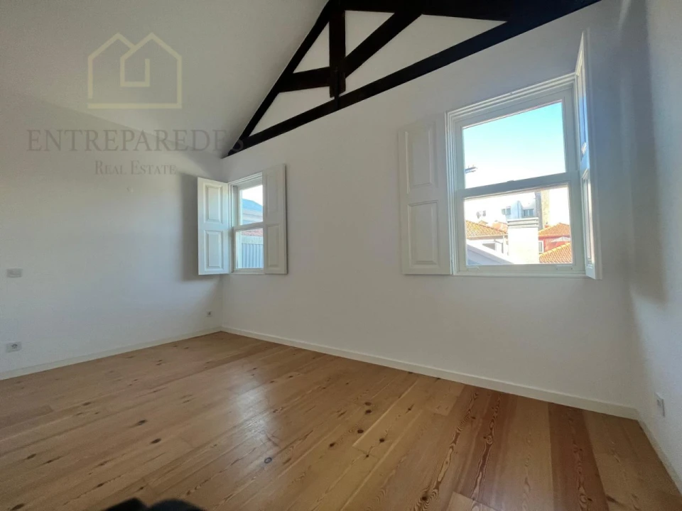 Apartamento T2 para Venda em Cedofeita, Santo Ildefonso, Sé, Miragaia, São Nicolau e Vitória Foto 12