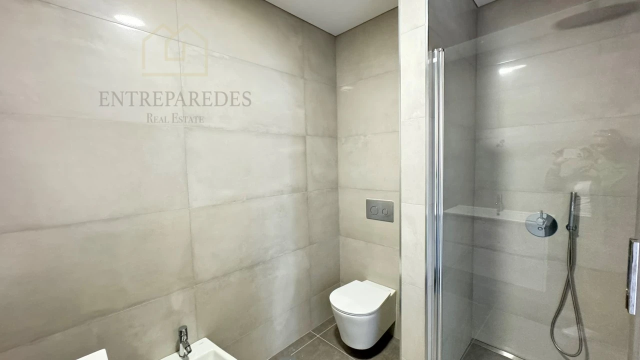 Apartamento T4 para Venda em Cedofeita, Santo Ildefonso, Sé, Miragaia, São Nicolau e Vitória Foto 26